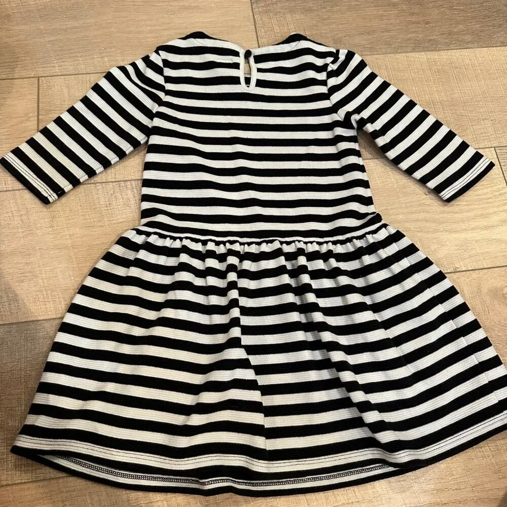 Black & White Striped BabyGap Dress For Girls Size 4-5 YRS 3/4 Sleeves